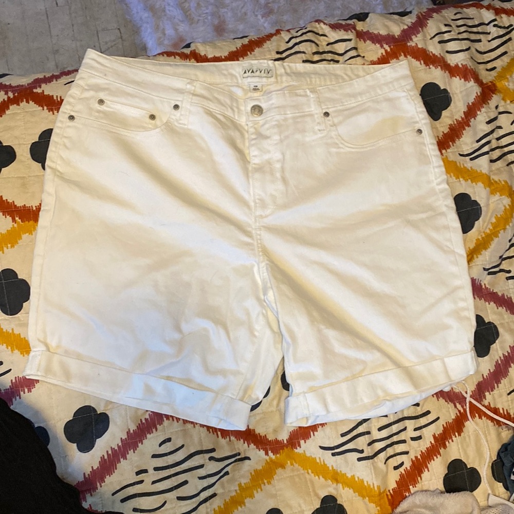 Ava and Viv white denim shorts